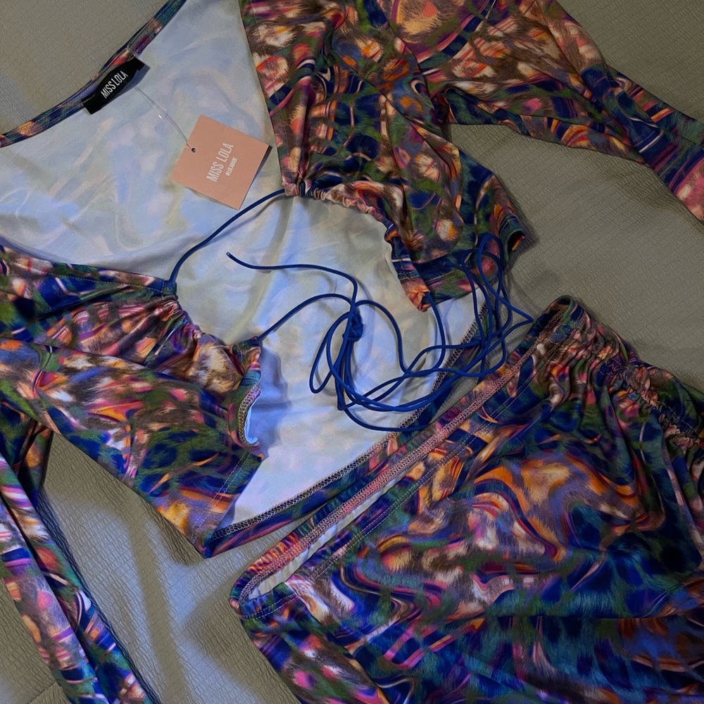 miss lola two piece